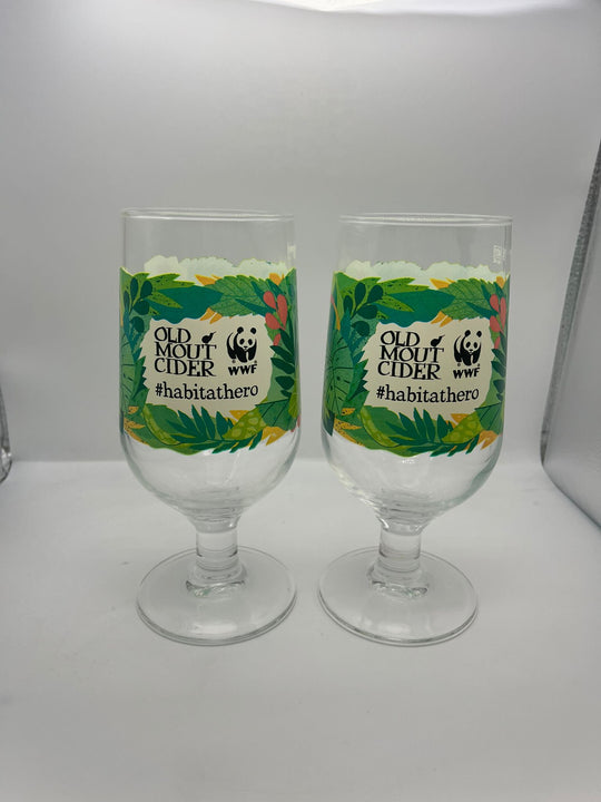 2 x limited edition WWF old mout nucleated pint glasses