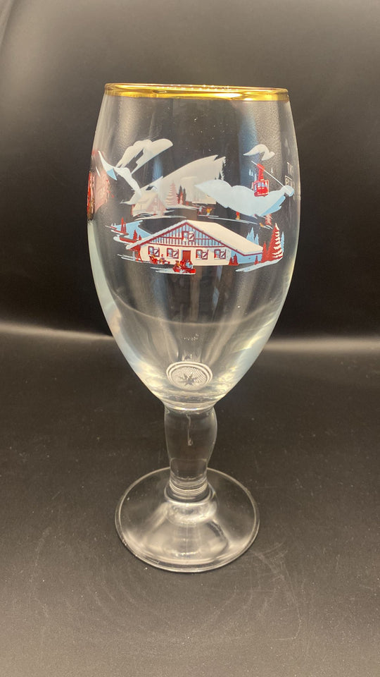 STELLA ARTOIS pint GLASS CHRISTMAS EDITION