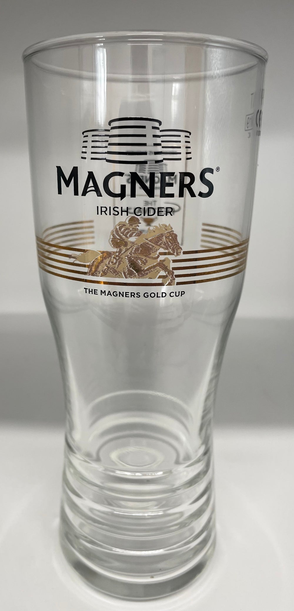 Magners GIFT BOXED limited edition Cheltenham gold cup pint glasses