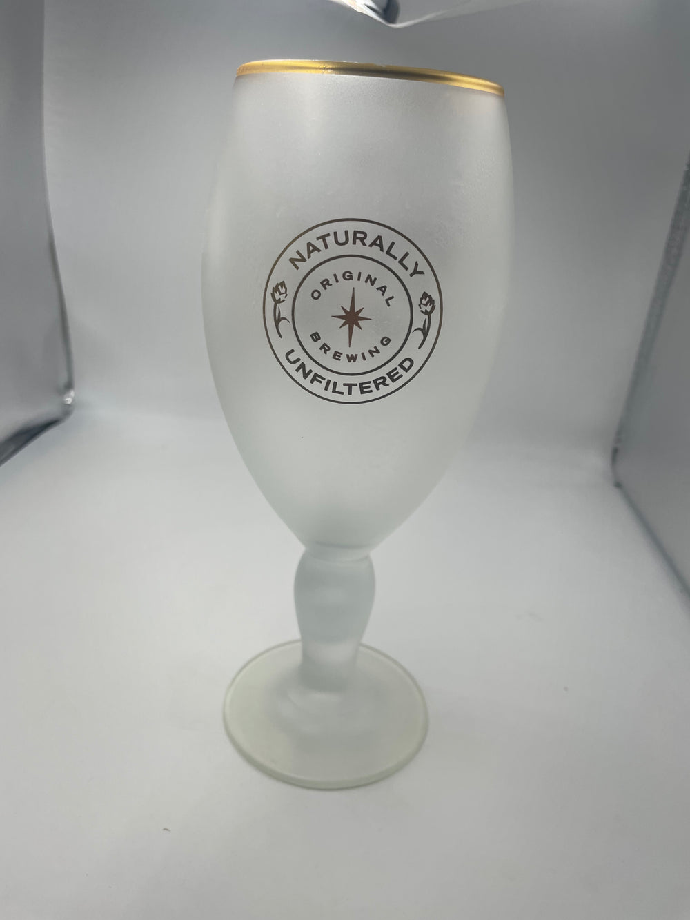 Stella UNFILTERED NUCLEATED frosted 20oz pint glass