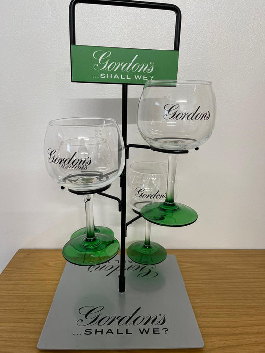 Gordans gin holder + 4 gordans gin glasses